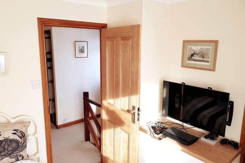 High Quality Detached House With Parking St. Ives Villa ภายนอก รูปภาพ